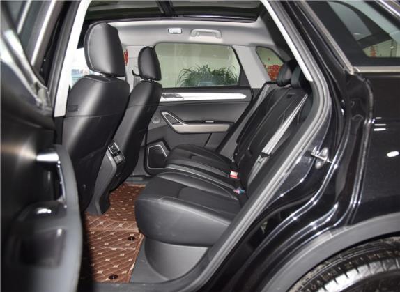 大迈X7 2017款 上进版 1.8T DCT华山型 车厢座椅   后排空间
