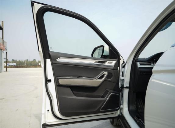大迈X7 2018款 2.0T 自动至尊型 车厢座椅   前门板