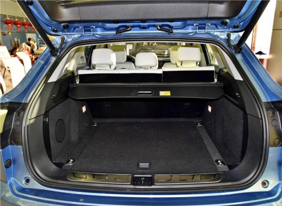 大迈X7 2018款 2.0T 自动尊贵型 车厢座椅   后备厢