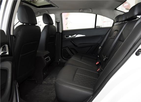 众泰Z560 2017款 1.5T 手动舒适型 车厢座椅   后排空间