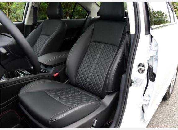 众泰Z560 2017款 1.5T CVT尊贵型 车厢座椅   前排空间