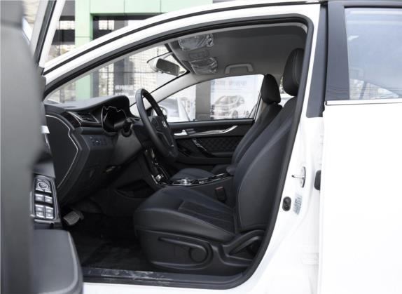 众泰Z500新能源 2019款 EV Pro 豪华型 车厢座椅   前排空间