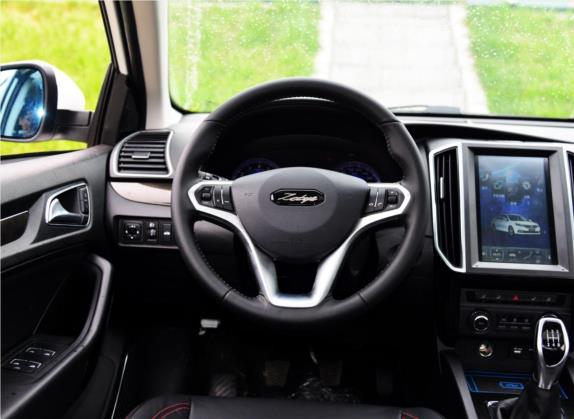 众泰Z360 2017款 1.5L 手动尊贵型 中控类   驾驶位
