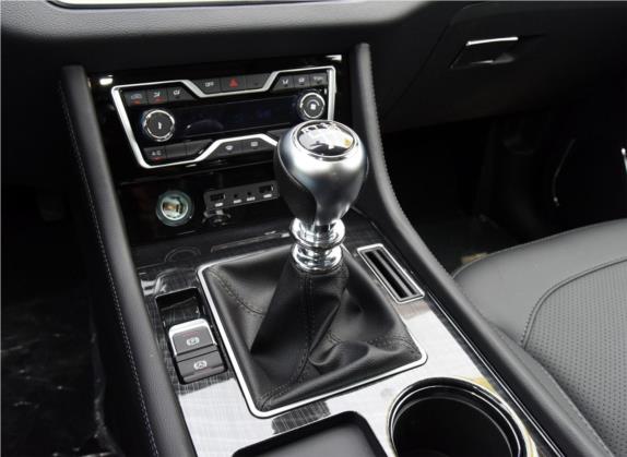 众泰T600 Coupe 2017款 1.5T 手动豪华型 中控类   挡把