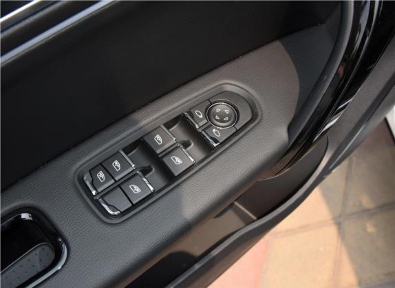 众泰T600 Coupe 2017款 1.5T 手动豪华型 车厢座椅   门窗控制