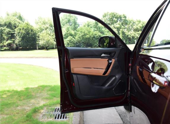 众泰T600 Coupe 2017款 1.5T 自动豪华型 车厢座椅   前门板