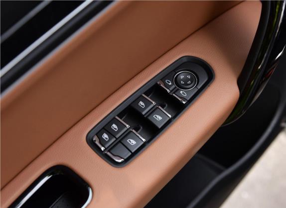 众泰T600 Coupe 2017款 1.5T 自动豪华型 车厢座椅   门窗控制