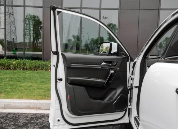 众泰T600 Coupe 2017款 1.5T 自动尊贵型 车厢座椅   前门板