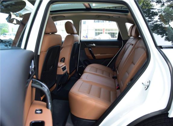 众泰T600 Coupe 2017款 1.5T 自动旗舰型 车厢座椅   后排空间