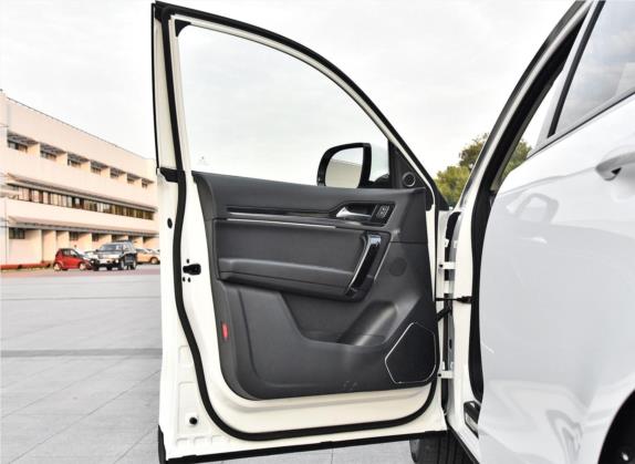 众泰T600 Coupe 2017款 1.8T 自动豪华型 车厢座椅   前门板