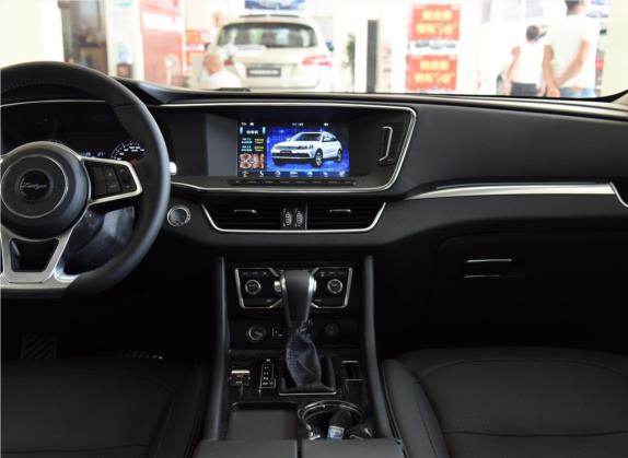 众泰T600 Coupe 2017款 1.8T 自动尊享型 中控类   中控台