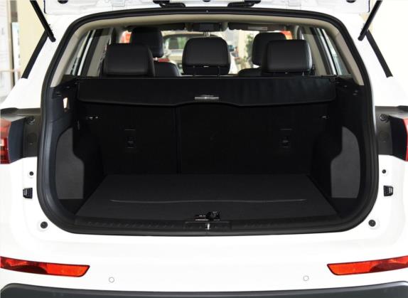 众泰T600 Coupe 2017款 1.8T 自动尊享型 车厢座椅   后备厢