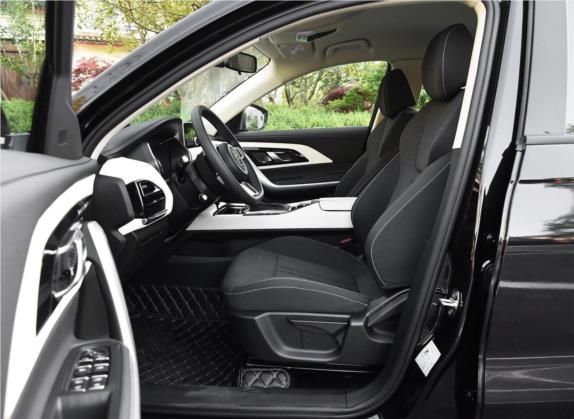 众泰T500 2018款 1.5T 自动豪华型 车厢座椅   前排空间