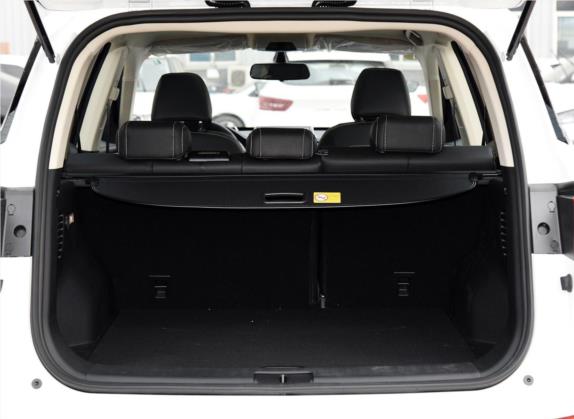 众泰T500 2018款 1.5T 自动尊享型 车厢座椅   后备厢