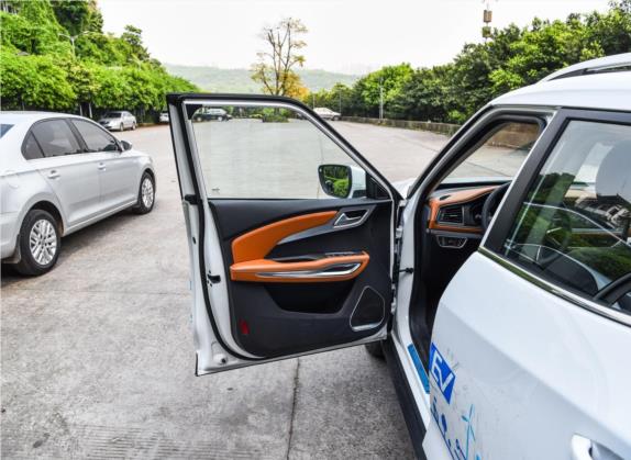 众泰T300新能源 2018款 EV 旗舰型 车厢座椅   前门板