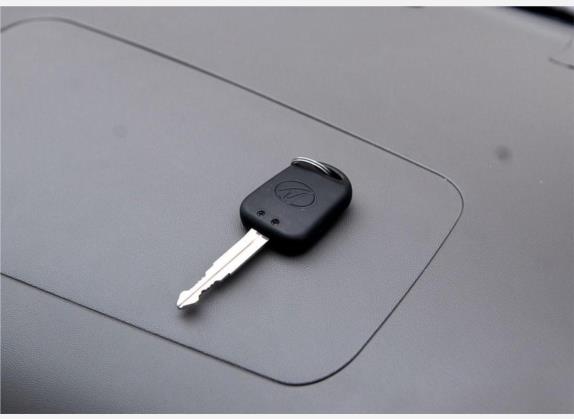 众泰5008 2008款 1.3L 手动时尚型 其他细节类   钥匙
