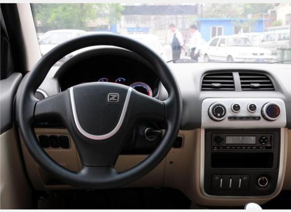 众泰5008 2010款 1.3L 手动标准型 中控类   驾驶位