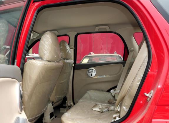众泰5008 2010款 1.3L CVT标准型 车厢座椅   后排空间